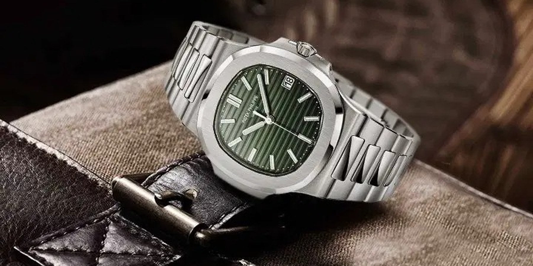Patek Philippe Nautilus 5712 green dial